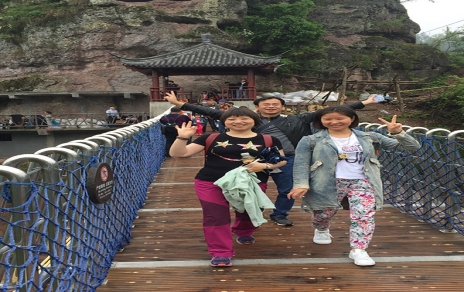 提高企業(yè)凝聚力，員工活動開展豐富多彩