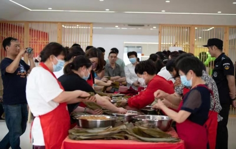 組團(tuán)共建、服務(wù)民生---這里的黨群服務(wù)中心格外有溫度